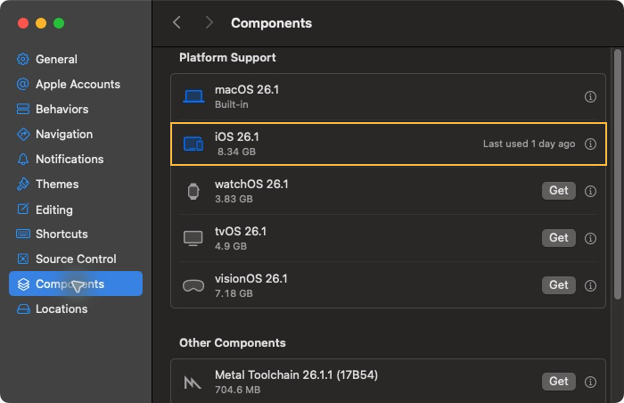 Xcode Components 页面，黄色框标出已安装的 iOS 平台组件